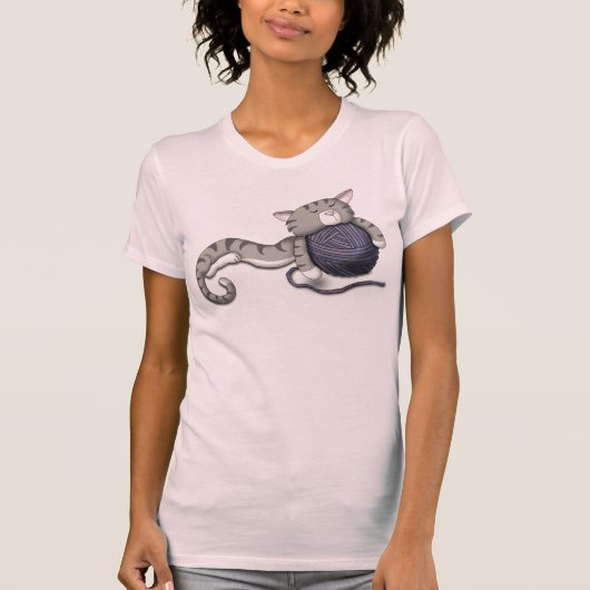 糸玉を持つ漫画子猫 Tシャツ (正面)