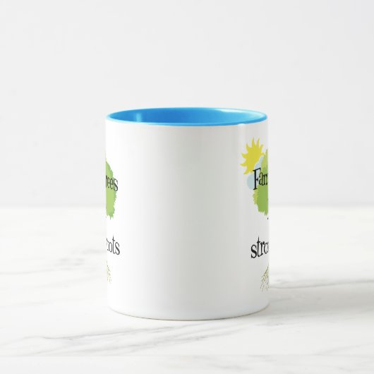 系譜に強い根があります マグカップ (中央)