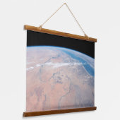 紅海の隣で北に曲がるナイル川 吊り下げ型タペストリー (傾斜あり)