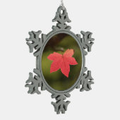 紅秋メープルリーフ自然写真 スノーフレークピューターオーナメント (左)