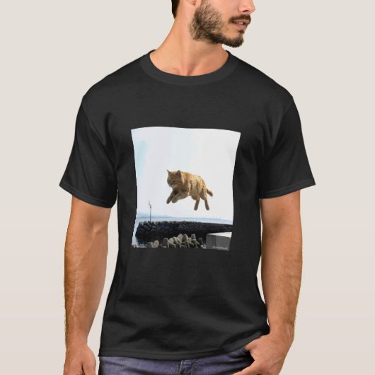 紅茶トラ猫空飛ぶ猫_001 Tシャツ (正面)
