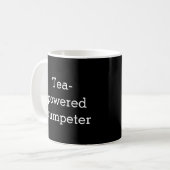 紅茶パワーのトランペット奏者 ユーモア コーヒーマグカップ (正面左)
