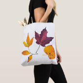 紅葉かわいらしブルゴーニュ、黄、オレンジ白 トートバッグ (クローズアップ)