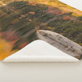 紅葉がビーバー池で反射 シェルパブランケット (3/4)