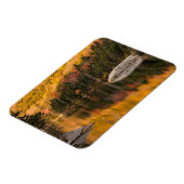 紅葉がビーバー池で反射 マグネット (左側)