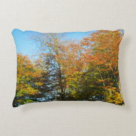 紅葉とブルースカイ – パーソナライズされた アクセントクッション