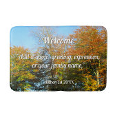 紅葉とブルースカイ – パーソナライズされた バスマット