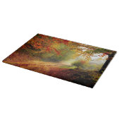 紅葉と木が未舗装道路を覆う カッティングボード (角)