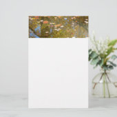 紅葉とGreenbeltでのストリーム反射 便箋 (スタンド正面)