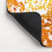 紅葉の反射 マウスパッド (コーナー)