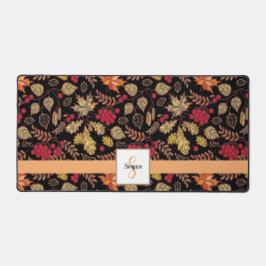 紅葉の季節の家族 デスクマット