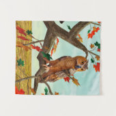 紅葉の梢に佇むフクロウの秋の野生動物アート タペストリー (正面(横))