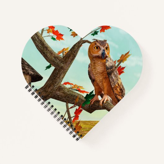 紅葉の梢に佇むフクロウの秋の野生動物アート ノートブック (正面)