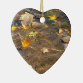 紅葉の池の水の自然写真 セラミックオーナメント (右)