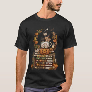 紅葉の猫と犬のかぼちゃの本 Tシャツ