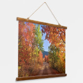 紅葉の美しい 吊り下げ型タペストリー (傾斜あり)