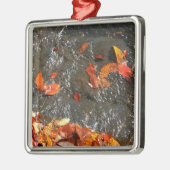 紅葉イン滝I秋撮影 メタルオーナメント (左)
