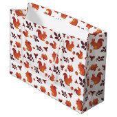 紅葉、どんぐりとリス模様 ラージペーパーバッグ (正面アングル)