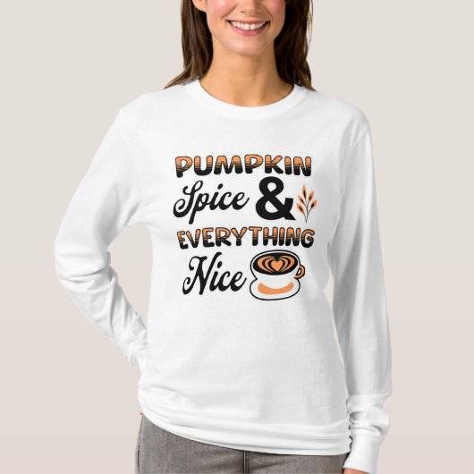紅葉 |パンプキンスパイスと素敵な全て Tシャツ (正面)