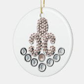 （紋章の）フラ・ダ・リで飾られた セラミックオーナメント (左)