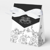 （紋章の）フラ・ダ・リ白黒結婚ズ フェイバーボックス (正面サイド)