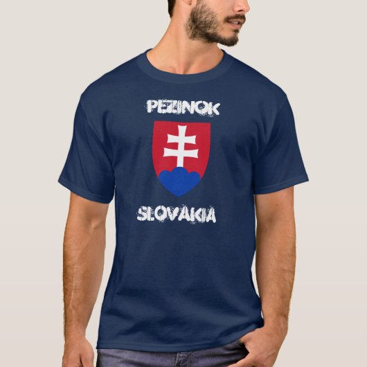 紋章入りのスロバキアのペジノク Tシャツ (正面)
