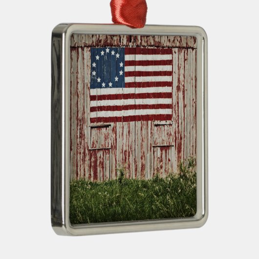 納屋で絵を描かれる米国旗 メタルオーナメント (右)