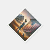 納屋にアメリカ国旗を掲げた小さな女の子 スタンダードカクテルナプキン (角)