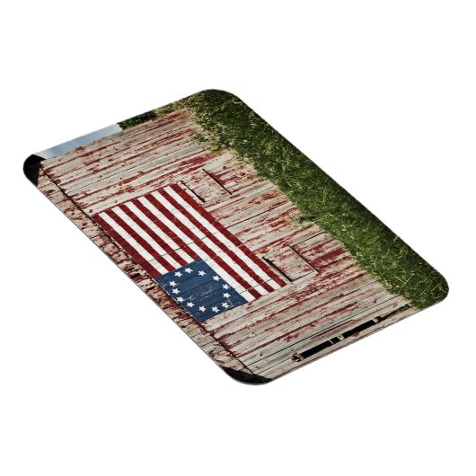 納屋に色彩の鮮やかあるアメリカ国旗 マグネット (右側)