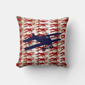 納屋の木製の航空ギフトのヴィンテージの複葉機 クッション (正面)