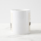 納屋周囲の庭バッド – ロバ、ヤギ、犬、猫 ジャンボコーヒーマグカップ (正面)