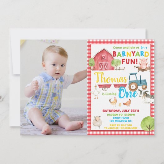 納屋周囲の庭1歳の誕生日パーティーかわいいファーム動物の写真 招待状 (正面)