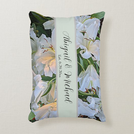 純白のユリのウェディング カップル名 花 アクセントクッション (正面(垂直))
