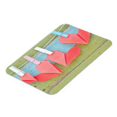 紙ぶら下がったハートの物干し マグネット (左側)