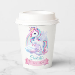 紙カップに魔法の誕生日パーティー。 紙コップ