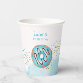 紙カップの最初の誕生日。 紙コップ