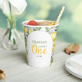 紙カップレモン柑橘類1歳の誕生日。 紙コップ