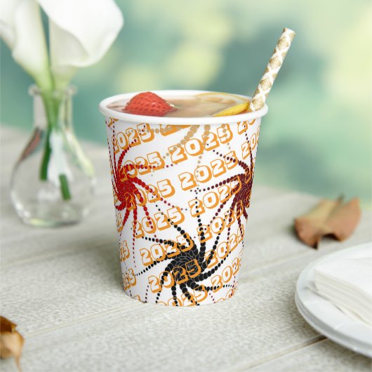 紙カップ抽象芸術2025 紙コップ (インサイチュ)