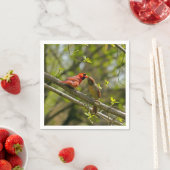 紙ナプキンキスをする、深紅色。 スタンダードカクテルナプキン (インサイチュ)