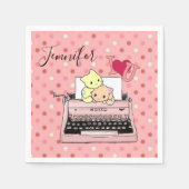 紙ナプキンス、ピンクのタイプライター猫 スタンダードカクテルナプキン (正面)