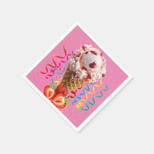 紙ナプキンズ、ストロベリーアイスクリームハッピーバースデー スタンダードカクテルナプキン (角)