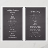 紙ハートを折り畳まれた結婚式プログラム上で (裏面)