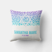 紙吹雪は紫色のティール（緑がかった色）バルミツワーに点を打ちます クッション (裏面)