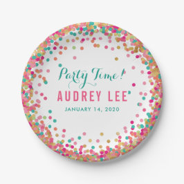 紙吹雪を振りかける女の子のための誕生日パーティーの装飾 ペーパープレート