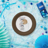 紙皿がクッキーによっておよびミルクのネズミはパーティを楽しみます ペーパープレート (パーティー)