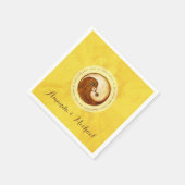 紙結婚ナプキン。金ゴールドYinYangハト。 スタンダードカクテルナプキン (角)