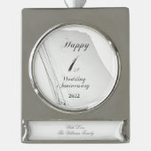 紙結婚幸せ1周年結婚を迎える シルバープレートバナーオーナメント (正面)