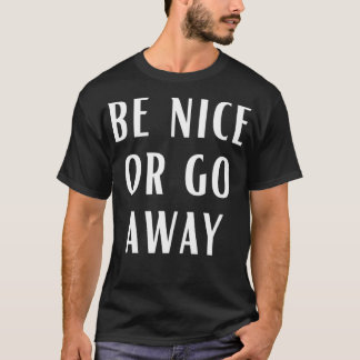素敵なカップル遠くにのおもしろい人間関係 Tシャツ