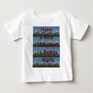 素敵な一日とより良いナイトアートを過ごす ベビーTシャツ