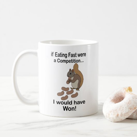 素早い食事をするシロリスのユーモアのある名言 コーヒーマグカップ (ドーナツ)